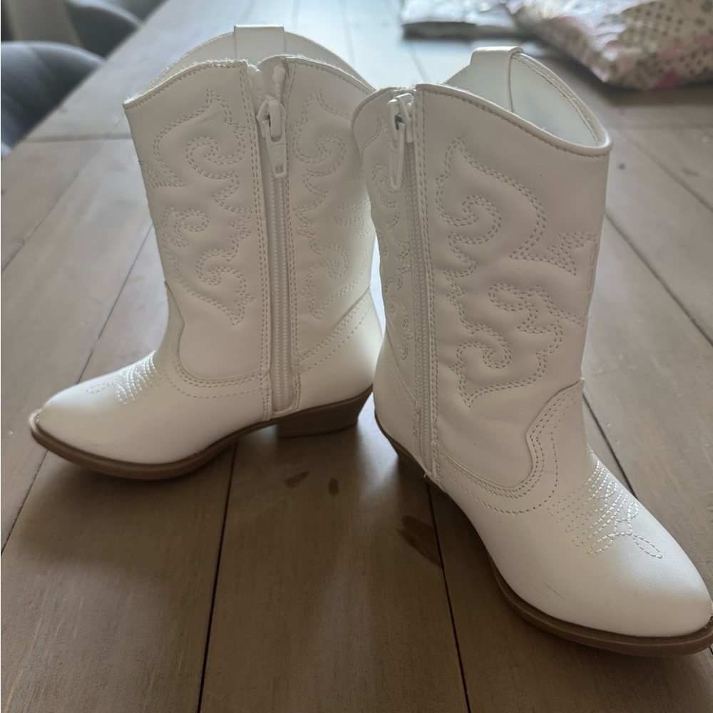 White Western Cowboy Boots- barely worn